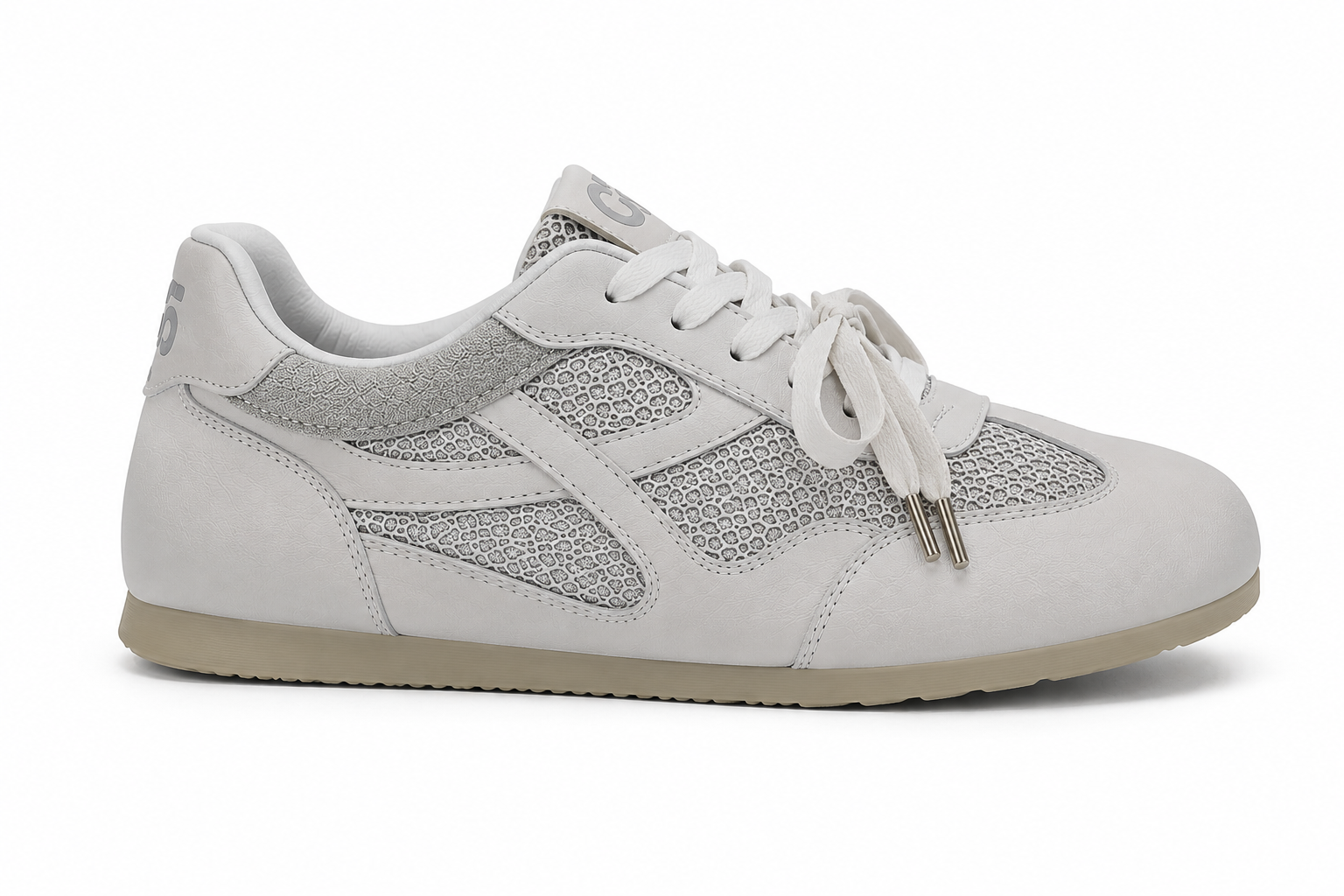 Women's White & Gray Retro Casual Sneakers