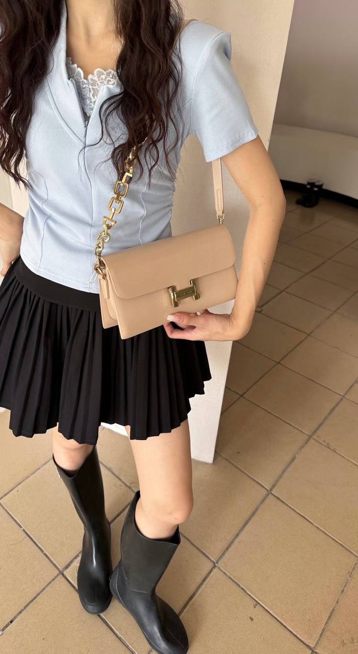 Women's Elegant Crossbody Shoulder Bag - Nude Beige