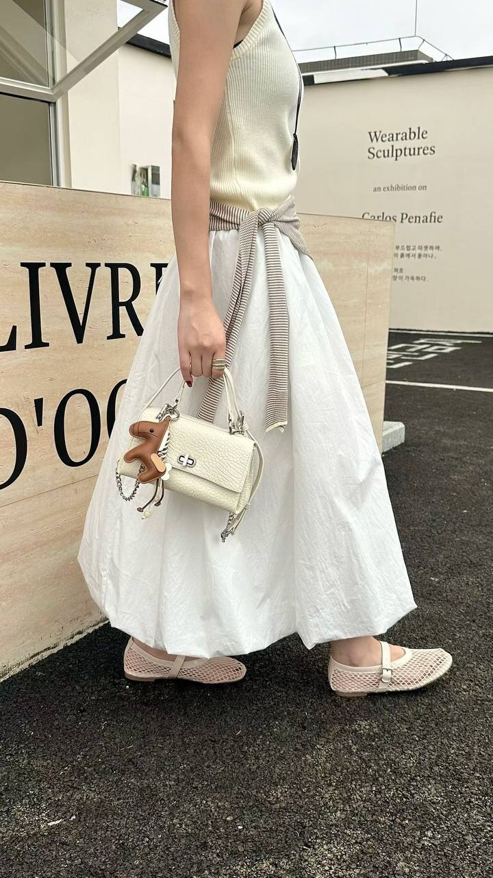 Elegant Turn-Lock Top Handle Bag – White