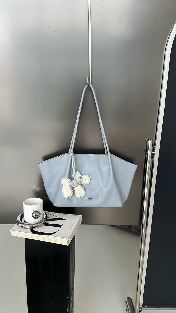 Classic Pom-Pom Tote Bag – Light Blue