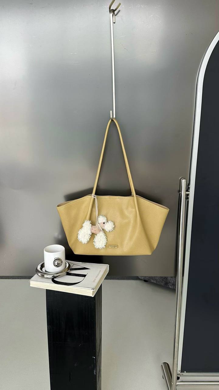 Classic Pom-Pom Tote Bag – Khaki