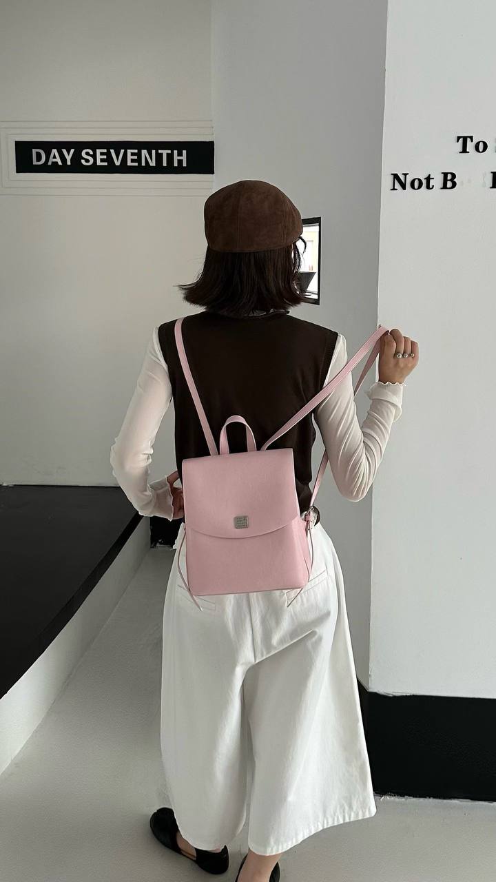 Classic Square Backpack – Pink