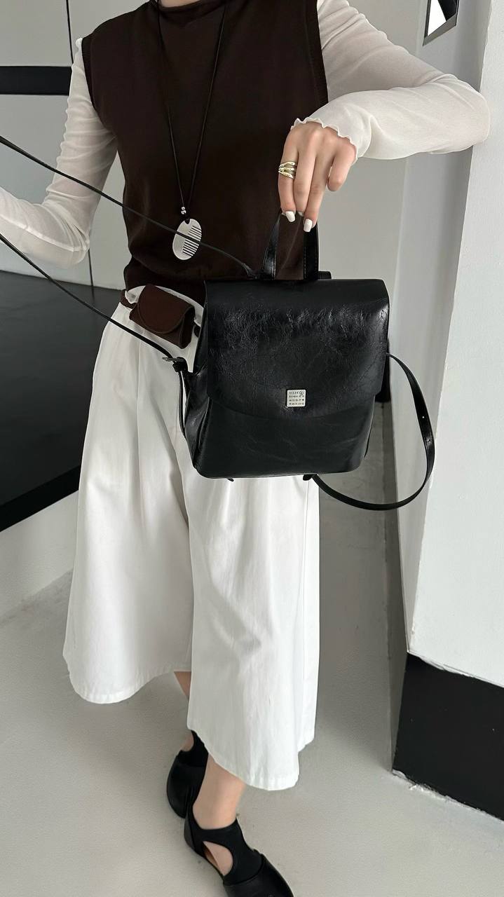 Classic Square Backpack – Black