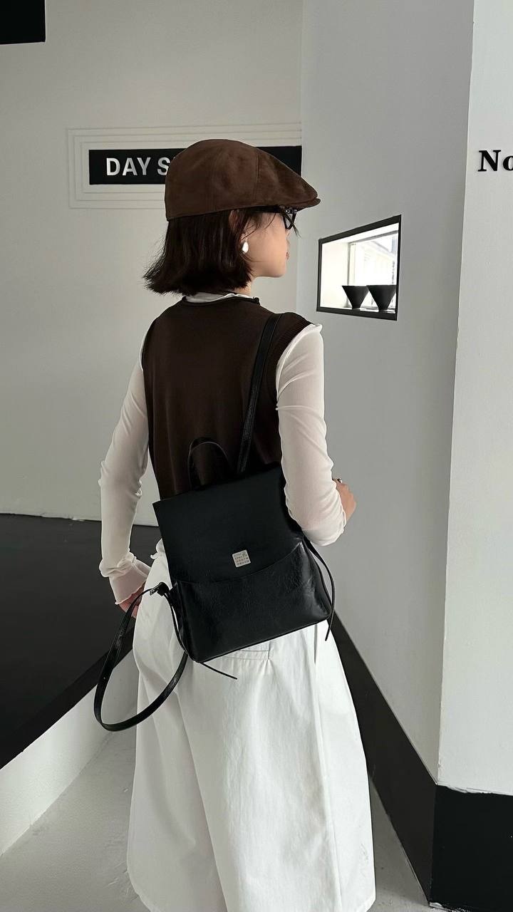 Classic Square Backpack – Black