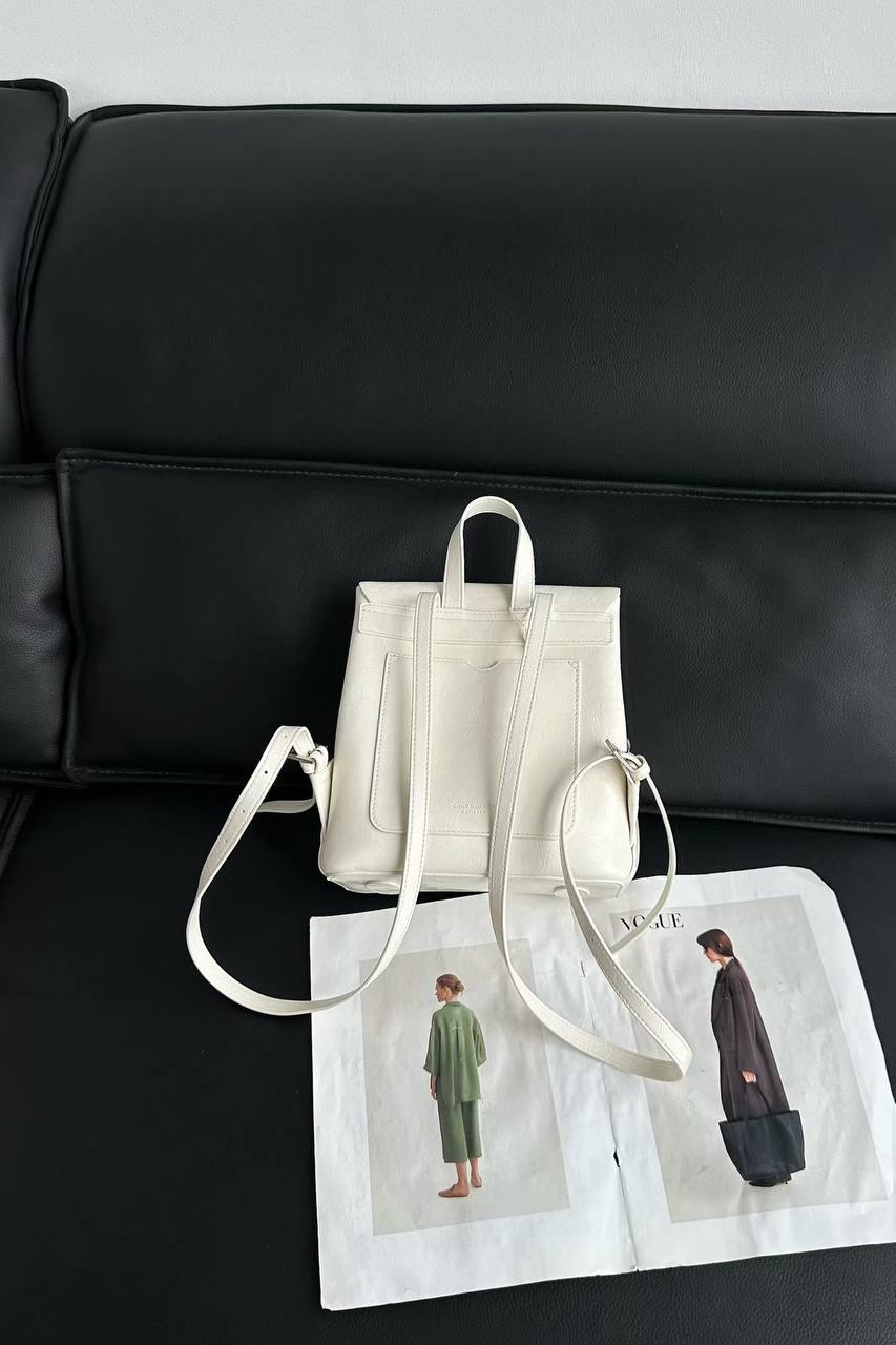 Classic Square Backpack – Off White